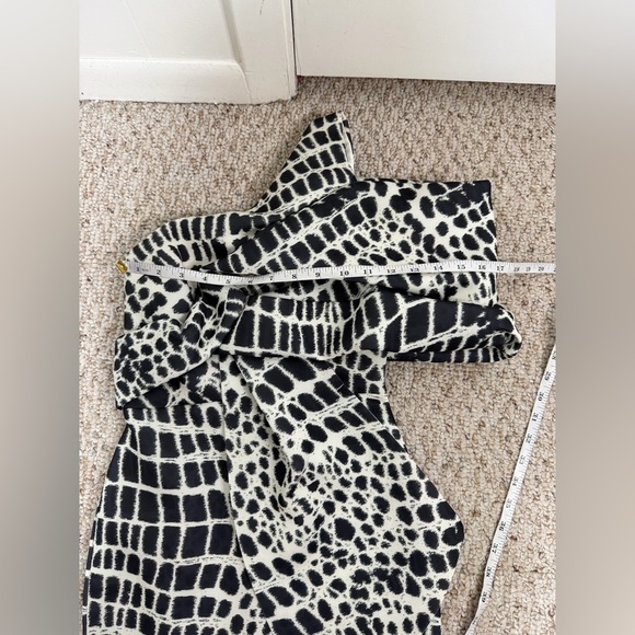 ASOS DESIGN Ribbed off-the-shoulder midi sheath dress snake print size 2 - Picture 9 of 11